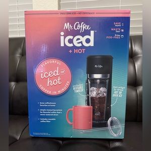 Mr. Coffee Iced and Hot Coffee
Maker with Reusable Tumbler and Filter